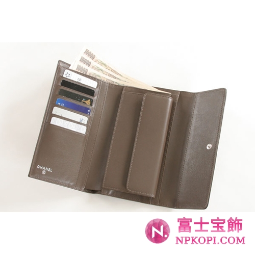 シャネル エナメル 長財布 モカブラウン A36497